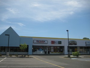 FriendshipPlaza-Howell027